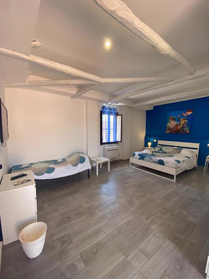 La Conchiglia 2.0 Bed and Breakfast Soverato Marina Eksteriør billede