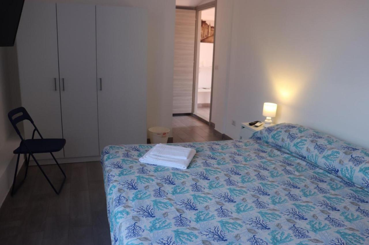 La Conchiglia 2.0 Bed and Breakfast Soverato Marina Eksteriør billede